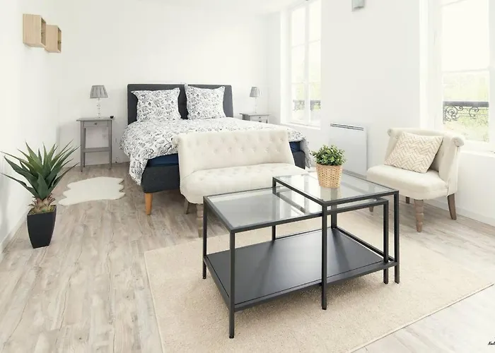 La Residence Jeanne D\'Arc 4, Troyes-France